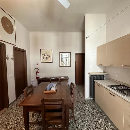 Gasthuis Elle Palace - Simply Elegant Verona