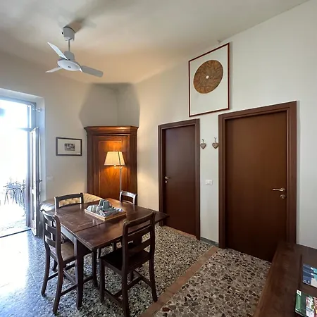 Gasthuis Elle Palace - Simply Elegant Verona